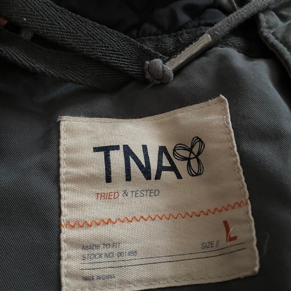 TNA WINTER JACKET - Picture 2 of 2